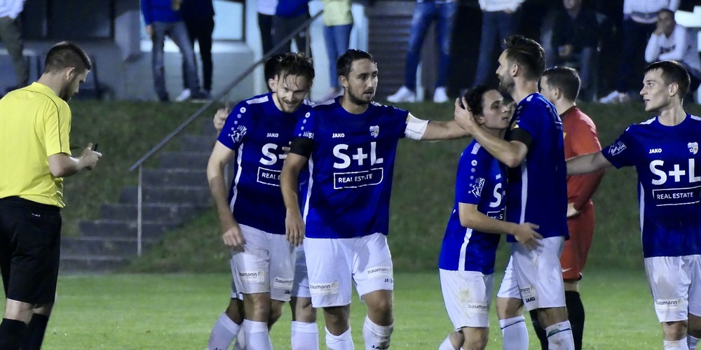 Kapitän Diego Liechti und Co. durften sich über den Treffer von Neuerwerbung Tüccar freuen. (Bilder: Ulrike Huber)