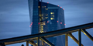 Die EZB belässt den Leitzins unverändert: Gebäude der EZB in Frankfurt (Archivbild).