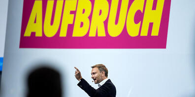 Christian Lindner, Bundesvorsitzender der FDP, spricht beim Bundesparteitag der Freien Demokraten (FDP). Foto: Bernd von Jutrczenka/dpa