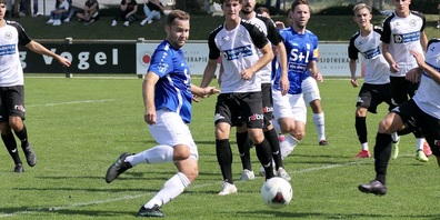 Die starke Widnauer Verteidigung, hier mit Valentin Aggeler, wird auch in Bassersdorf nach hinten abdichten (Bild: Ulrike Huber)
