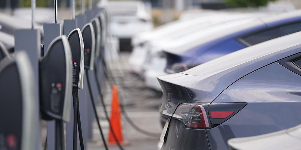 Elektroautos geben in der Schweiz Gas - trotz Coronakrise. (Themenbild)