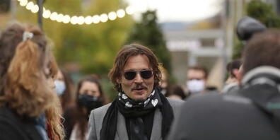 Hollywood-Glamour am Zurich Film Festival: US-Schauspieler Johnny Depp ist nach Zürich gekommen, um den Dokumentarfilm "Crock of Gold - A Few Rounds with Shane MacGowan" vorzustellen, den er mitproduziert hat.