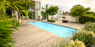 Die Experten der Zweifel Gartenbau AG stehen ihren Kunden von der ersten Idee, über die Baueingabe bis hin zu Einbau und Inbetriebnahme des Pools mit Rat und Tat zur Seite.