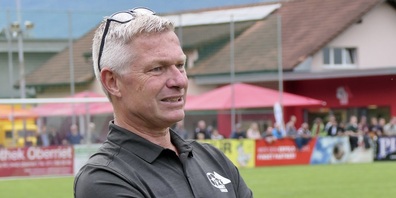 Montlingens Trainer Erik Regtop muss um einen seiner Spieler bangen (Bild: Ulrike Huber)