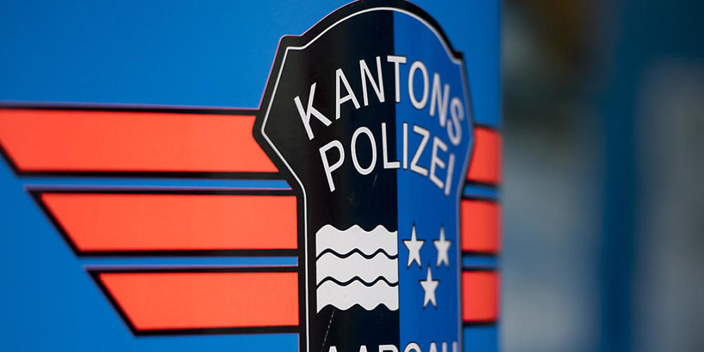 In Rombach AG ist eine 34-jährige Frau Opfer einer Gewalttat geworden. Ihr Ehemann wurde festgenommen. (Themenbild)