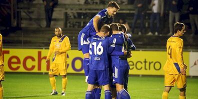 Matchwinner für die Fürstenländer ist Sven Lehmann, der gleich drei Tore per Kopf erzielt. (Bild: Podo Gessner)