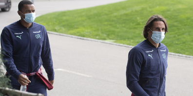 Manuel Akanji (l.) und Yann Sommer in St.Gallen. (Bild: Twitter)