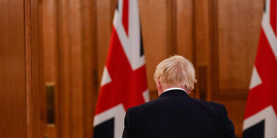Boris Johnson, Premierminister von Großbritannien, verlässt eine Pressekonferenz. Foto: Toby Melville/PA Wire/dpa