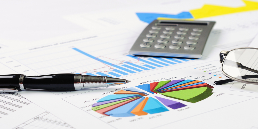 Im vierten Abschnitt des Programms Agglomeration Rheintal wird gerechnet und geprüft (Bild: Shutterstock)