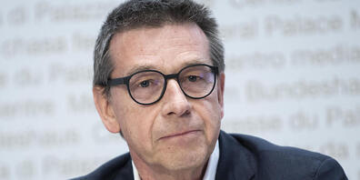 Matthias Egger, ehemaliger Chef der Covid-19-Task-Force des Bundes, hält eine Maskentragpflicht in Innenräumen für eine taugliche Massnahme, um die Verbreitung des Coronavirus einzudämmen. (Archivbild)