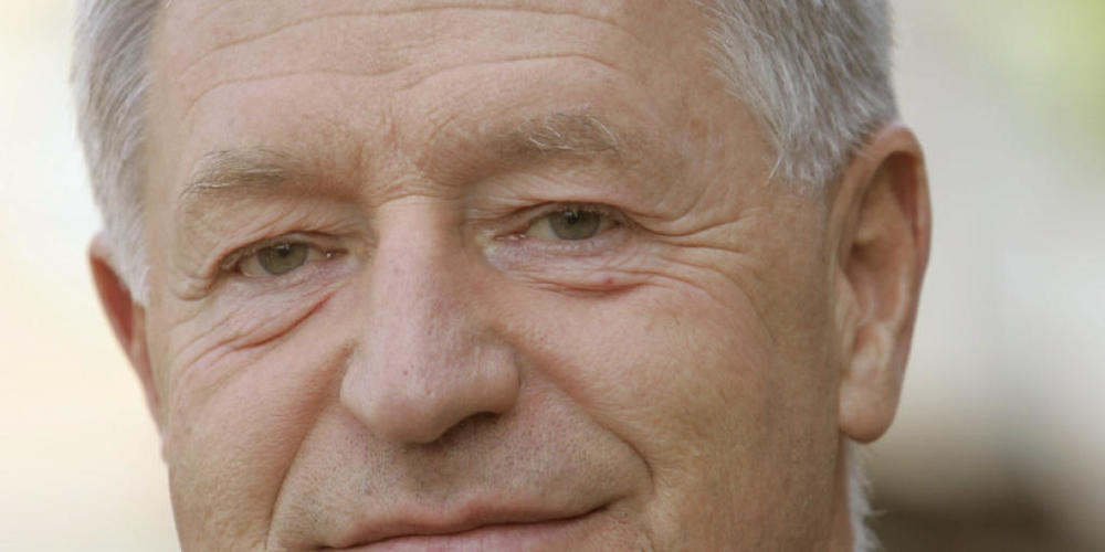 ARCHIV - David Slama, deutscher Kameramann. Der vielfach preisgekrönte Bildgestalter starb ist am 15.10.2020 im Alter von 74 Jahren gestorben. Foto: Jörg Carstensen/dpa