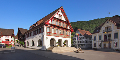 Berneck hat für den Neubau der Garderobenanlage auf dem Sportplatz Tägeren gestimmt (Bild: zVg)