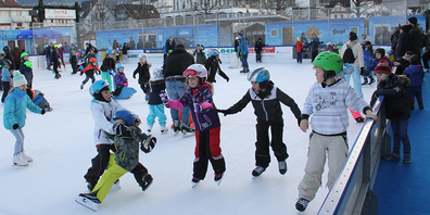 Mit Einschränkungen ist zu rechnen. Das Eisfeld-Team tut alles für viel Spass und ein bisschen Normalität für Gross und Klein. (Bild: zvg)