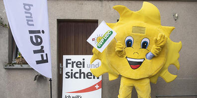 Die SVP Schweiz befasst sich an ihrer virtuellen Delegiertenversammlung vom Samstag schwergewichtig mit dem Institutionellen Rahmenabkommen (InstA) mit der EU, das sie entschieden ablehnt. (Themenbild)