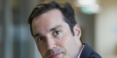 Der Berner Epidemiologe  Christian Althaus fordert den Bundesrat und die Kantone auf, rasch neue Massnahmen zur Eindämmung des Coronavirus zu ergreifen. (Archivbild)
