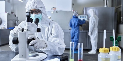 «Sie waren seit Monaten nicht im Stande wirksame Massnahmen gegen die Verbreitung des Virus entwickeln zu können», schreibt ein Linth24-Leser, entrüstet über die «Pseudo-Massnahmen» des BAG.