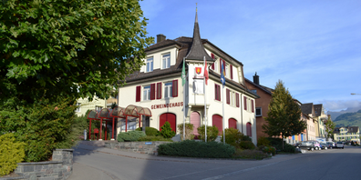 Aussenansicht des Gemeindehauses Gommiswald.