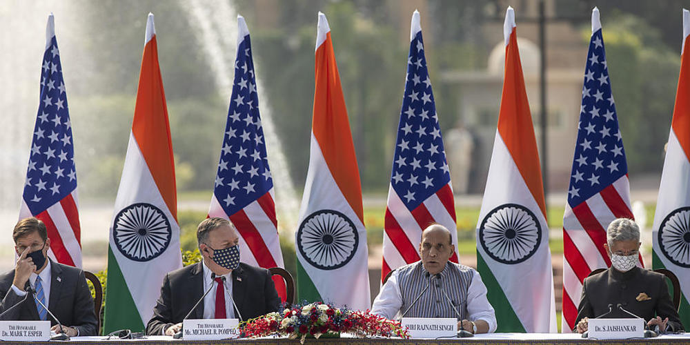 Mark Esper (l-r), Verteidigungsminister der USA, Mike Pompeo, Außenminister der USA, Rajnath Singh, Verteidigungsminister von Indien, und Subrahmanyam Jaishankar, Außenminister von Indien, nehmen an einer gemeinsamen Pressekonferenz im Hyderabad H...