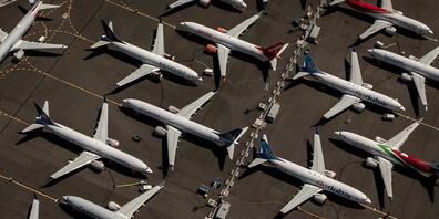 Der US-Flugzeugbauer Boeing hat wegen der Coronakrise und dem Flugverbot für den Jet 737 Max im dritten Quartal unter dem Strich ein Verlust von 466 Millionen US-Dollar erlitten. Im Bild gegroundete 737 Max. (Archivbild)