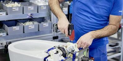 Geberit hat davon profitiert, dass es  nach dem corona-bedingten Nachfragerückgang vom Frühling im Sommer zu Nachholeffekten gekommen ist und auf den Baustellen wieder mehr Toilettenschüsseln, Spülungen und anderer Sanitärinstallationen verbaut wu...