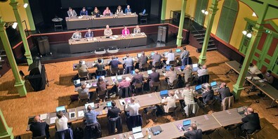 An der von Parlamentspräsidentin Meret Grob geleiteten Sitzung vom 22. Mai 2025 nahmen 35 der 40 Parlamentarier teil.