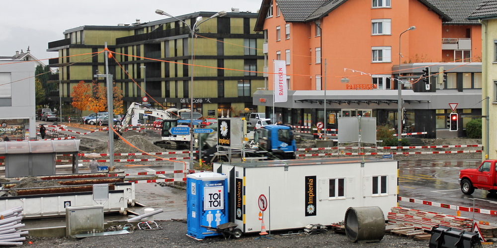 Alle Bagger stehen still, wenn Corona es so will... (Bild: Simon Riklin)