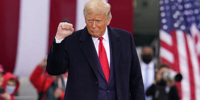 Donald Trump, Präsident der USA, kommt zu einer Wahlkampfkundgebung. Foto: Gene J. Puskar/AP/dpa