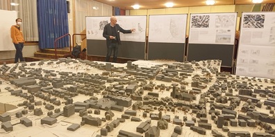 Peter Jenni, ZHAW, erläutert eine der visionären Ideen.