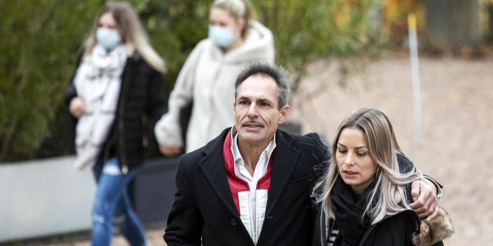 Hochseilartist Freddy Nock will vor dem Aargauer Obergericht einen Freispruch erreichen, während die Staatsanwaltschaft eine längere Freiheitsstrafe fordert.