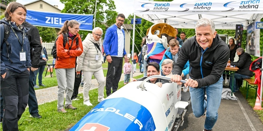 Das Bobanschieben war ein beliebter Posten.