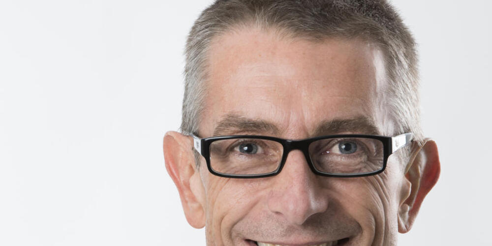 Markus Fisch ist ab Dezember 2025 neuer CEO des Regionalspitals Surselva in Ilanz GR.