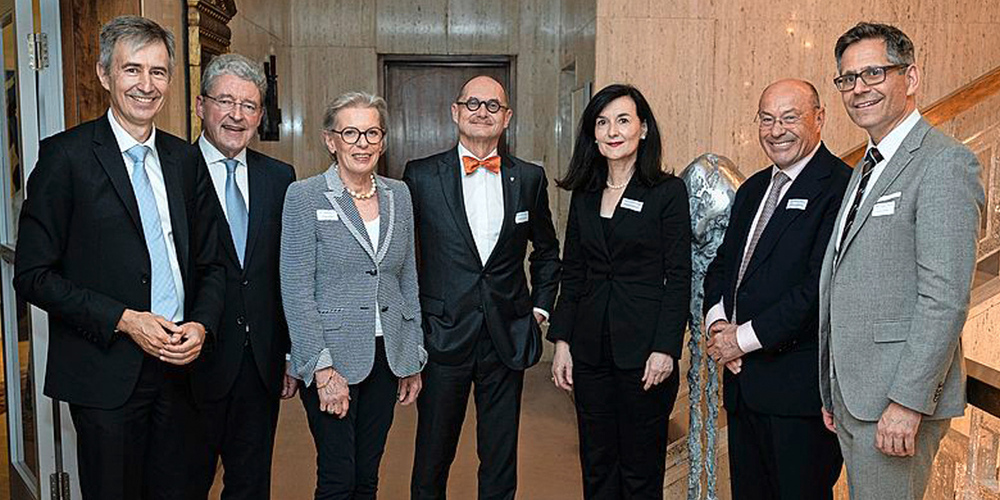 Klosters Music war in London. 