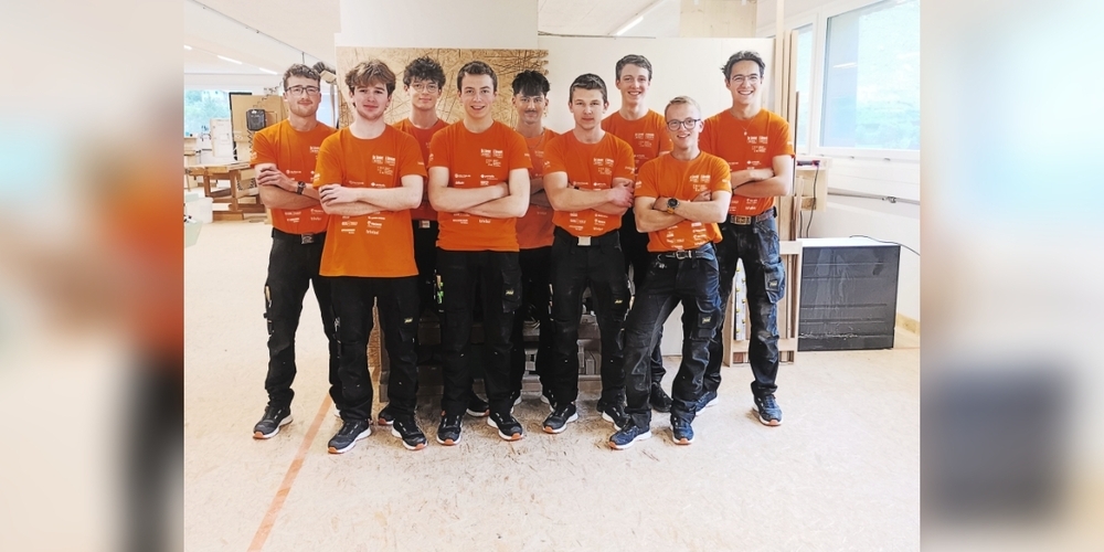 Die neunköpfige Schreinernationalmannschaft 2025: Florian Länzlinger (von links), Silvan Reichen, Oskar Imgrut, Patrik Felder, Josuah Nelles, Augustin Mettraux, Michael Iten, Florin Berni und Noé Grand.