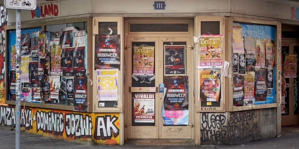 Nicht ganz jugendfrei: das ehemalige Kino Roland an der Langstrasse.