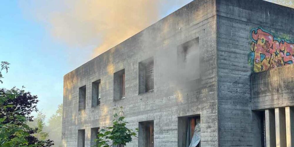 Die Solothurner Polizei sucht Zeugen: Das Feuer in einem Raum des Franzikushaus dürfte auf "menschliches Verschulden" zurückzuführen sein.