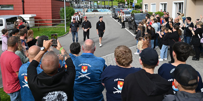 Die Rusch-Büeblä wurden von der Gemeinde, den Dorfvereinen, Familie, Freunden, Ländlermusikanten und zahlreichen Sympathisanten feierlich in Empfang genommen.