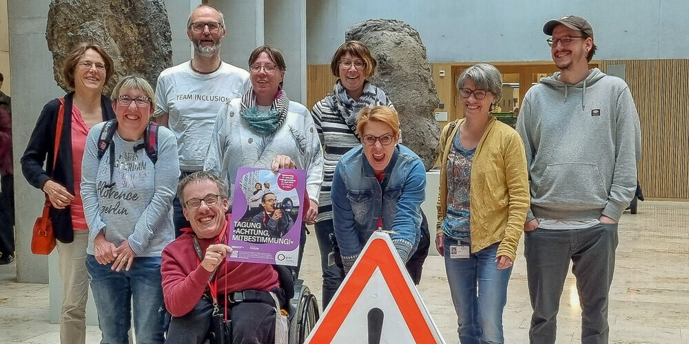 Team Segel: Judith Adler, Susi Rutishauser, Peter Ladner, Karin Zingg, Andrea Sennhauser, Sibylla Strolz und Lukas Schär (hinten, v.l.n.r.) sowie Urban Hanny und Corinne Wohlgensinger (vorne)