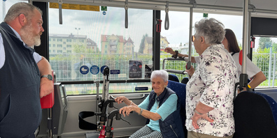 Übung macht sicher: WIL MOBIL zeigt vor Ort, wie Busfahren auch im Alter problemlos gelingt.