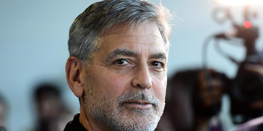 ARCHIV - George Clooney, Schauspieler aus den USA, kommt zur Premiere des Films «Catch-22 - Der böse Trick» im GUE Cinema Westfield. Foto: Ian West/PA Wire/dpa