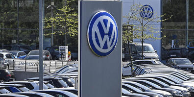 Der deutsche VW-Konzern hat im Oktober wieder weniger Autos abgesetzt. (Archivbild)