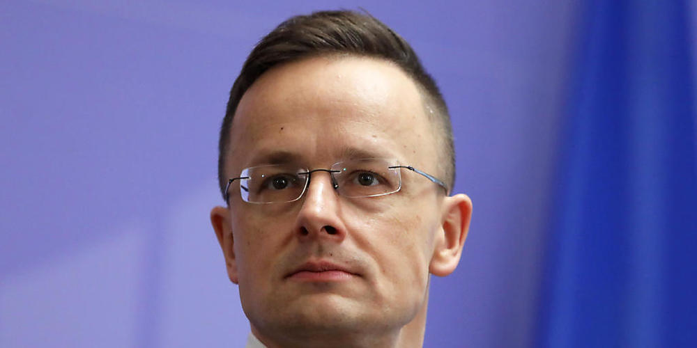 FILED - Ungarns Außenminister Peter Szijjarto nimmt an einer Pressekonferenz teil. Photo: -/Ukrinform/dpa