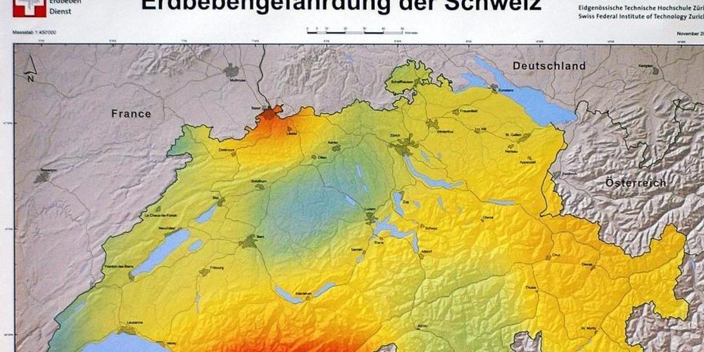 Ein Blick auf die Karte der von Erdbeben gefährdeten Regionen in der Schweiz zeigt, dass der Kanton Wallis stark betroffen ist. (Archivbild).