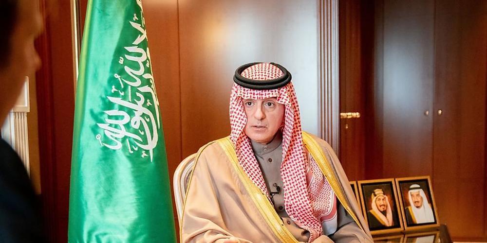ARCHIV - Adel al-Dschubair, Staatsminister für Auswärtiges von Saudi Arabien, spricht bei einem Interview. Foto: Kay Nietfeld/dpa
