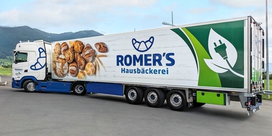 Bis zu 18 Stunden autark: der neue, vollelektrische Kühlanhänger von Romer’s Hausbäckerei AG mit Hauptsitz in Benken.