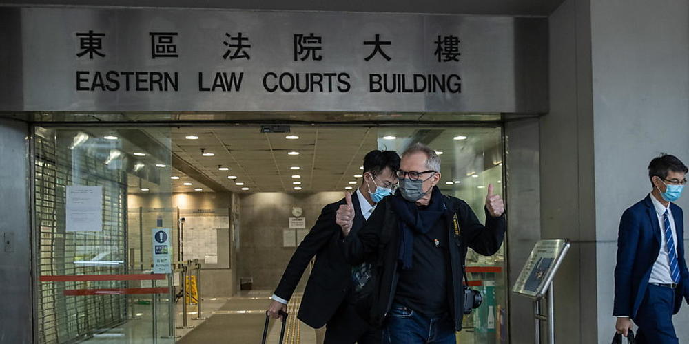 Freispruch für Schweizer Fotografen in Hongkong: Der 75-jährige Marc Progin beim Verlassen des Gerichtsgebäudes in Sai Wan Ho.