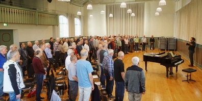 Die vier Oberländer Chöre füllten am gemeinsamen Proben-Wochenende die Alte Turnhalle Wetzikon.