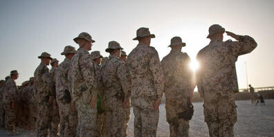 ARCHIV - Bundeswehrsoldaten ziehen sich in den nächsten Wochen aus dem afghanischen Kundus zurück Foto: Michael Kappeler/dpa