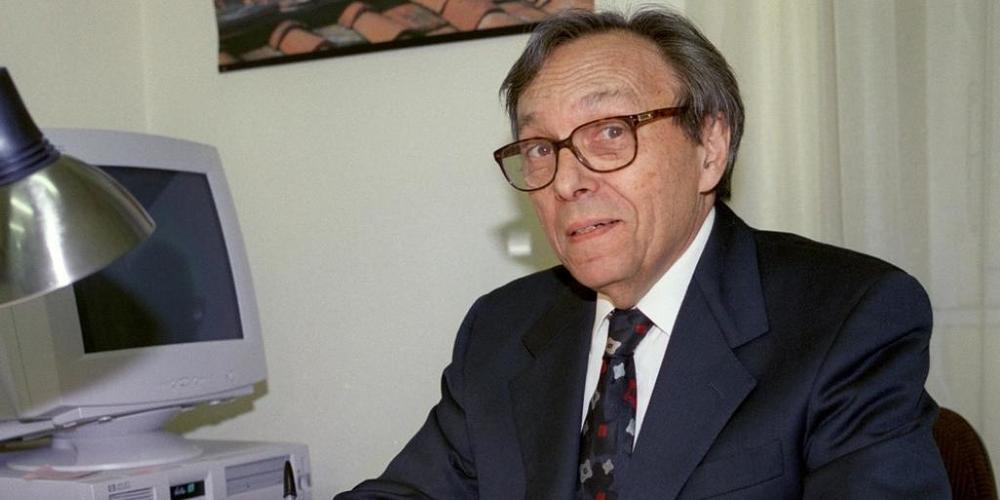 Der Genfer Jean Starobinski (1920-2019) gilt als ein Autor, der das kritische Denken weltweit geprägt hat. Ihm ist ab heute eine digitale Ausstellung gewidmet - ein experimentelles Format, mit dem Besucherinnen und Besucher die Inhalte nach eigene...