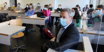 Landammann Stricker zu Besuch (Foto: Gerold Ebneter).