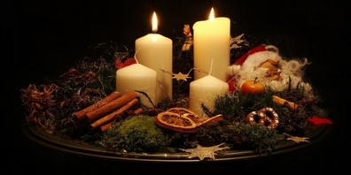 Traditioneller Adventskranz